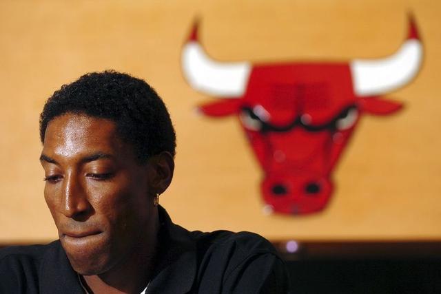 犹豫！张镇麟10中2仅得4分 正负值-13全队最低