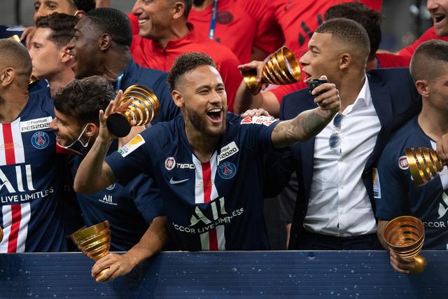 米切尔23分阿伦16+20 骑士力克魔术大比分2-0